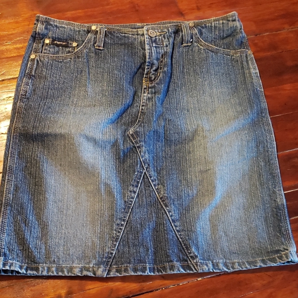 Squeeze Denim Pencil Skirt